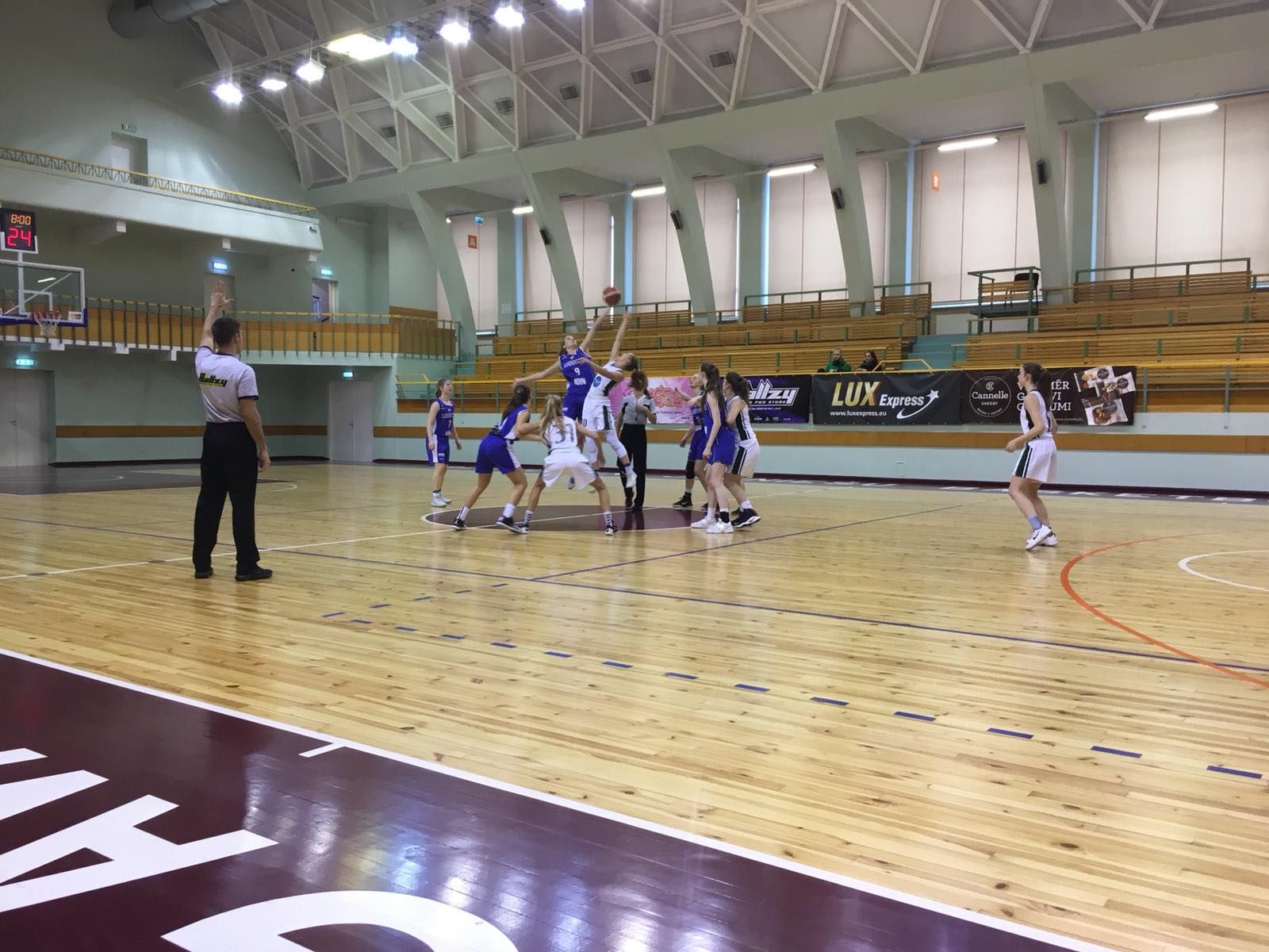 Die U17 Mädchen beenden das dritte Turnier mit einem Sieg 