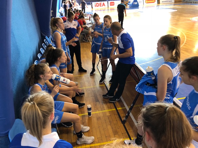 U16 Mädchen gewinnen das dritte Spiel in Folge und beenden das Turnier auf dem 17. Platz