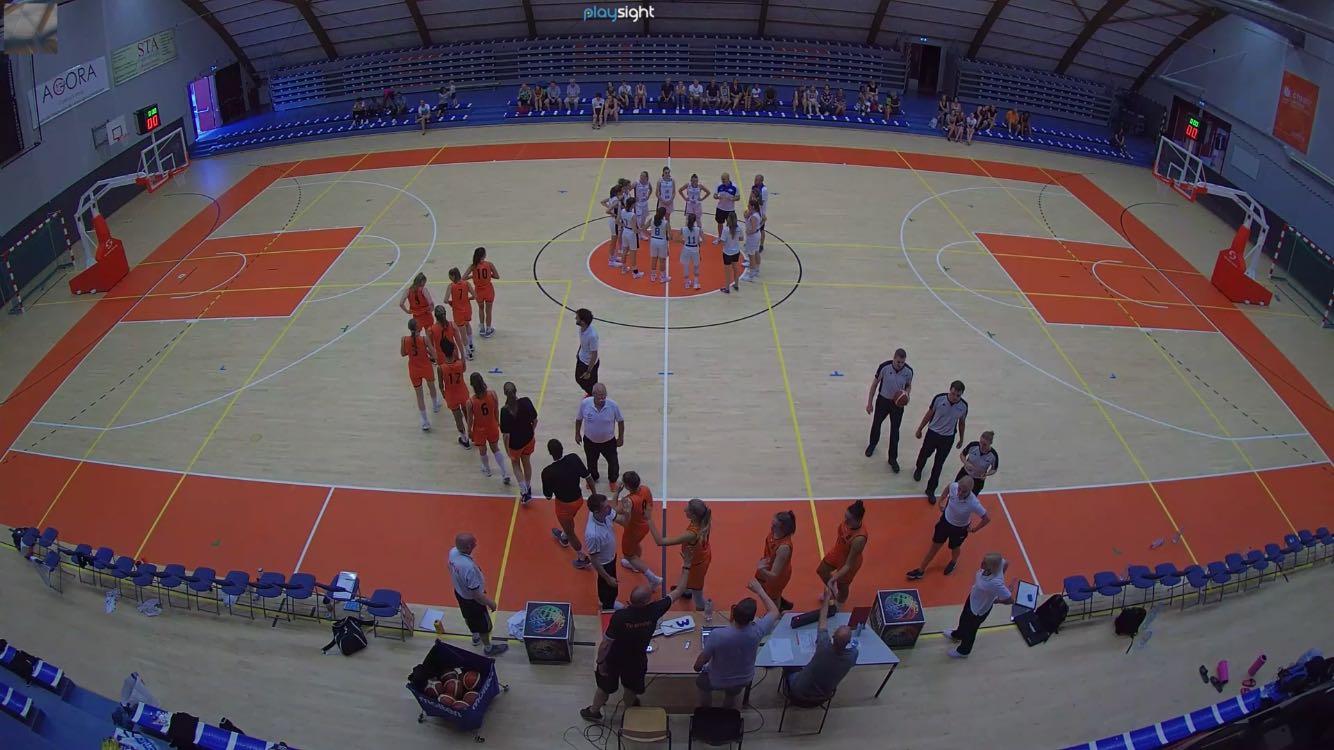 U18 Damennationalmannschaft mit zwei Testspielen gegen Holland