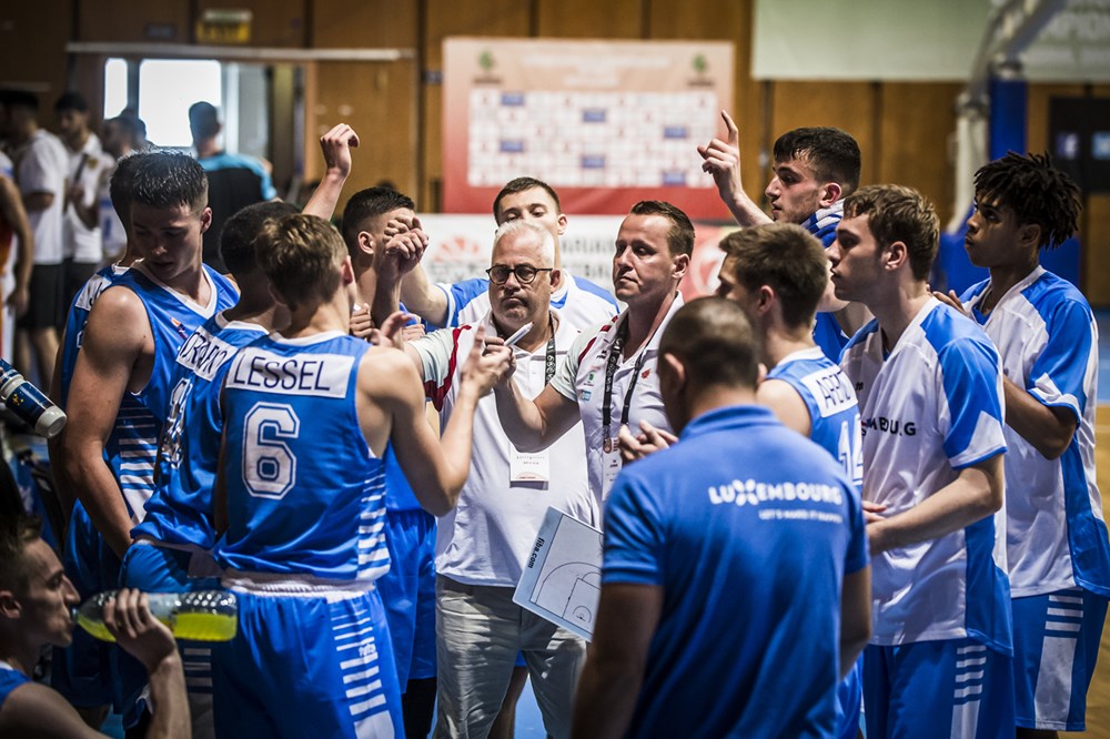 Die U20 Jungs starten mit einem Sieg